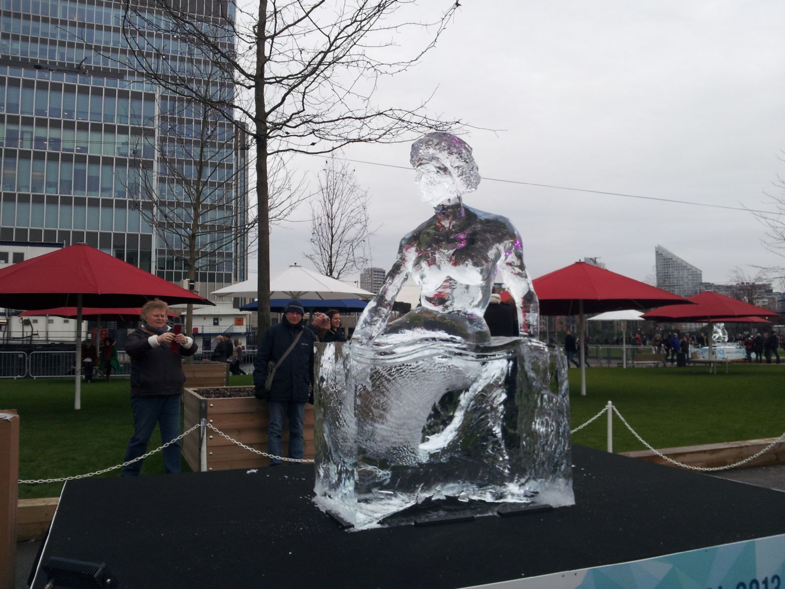 ICE SCULPTING